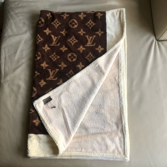 [熊熊之家3]保證全新正品 Louis Vuitton LV  經典原花  花紋 棉質 小毯子