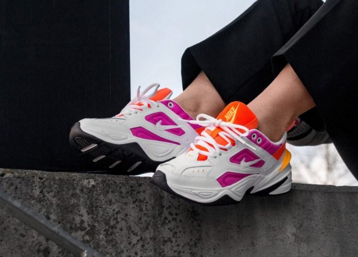 =CodE= NIKE W M2K TEKNO 復古皮革慢跑鞋(白桃紅橘) AO3108-104 老爹鞋 NEON 女