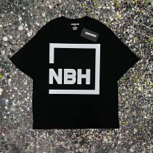 日本neighborhood潮牌22SS新款NBH字正方形框黑白色短袖T恤tee