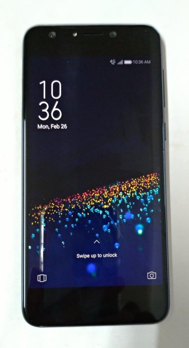 ASUS zenfone 5Q
ZC600KL (4GB/64GB) 6吋深海藍色
18比9 全螢幕手機
Android 9
獨立三卡插槽
外觀九成五新