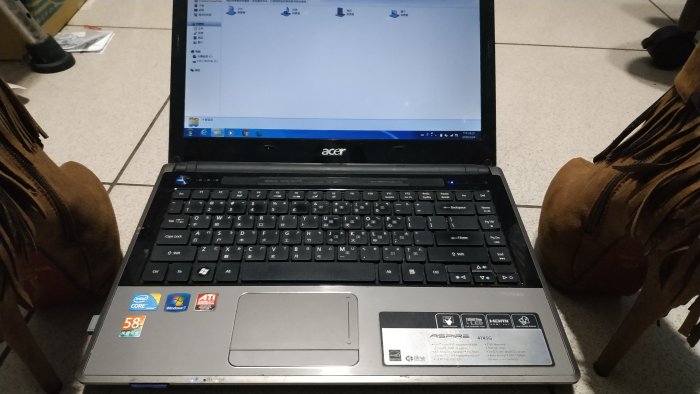 ~~重 1 出發~~ 宏碁 Acer 筆記型電腦急速 I5 四核心，雙顯卡極省電，二五0一元起標無底價，可合併郵資