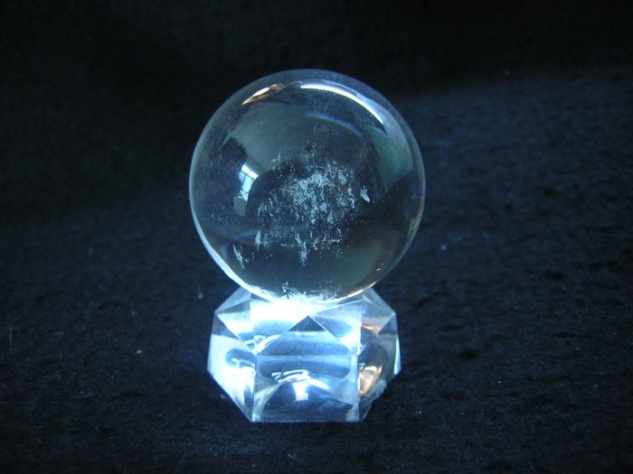【尋寶坊】AAA級白水晶球~近全美品35mm《低起標.無底價》附座~
