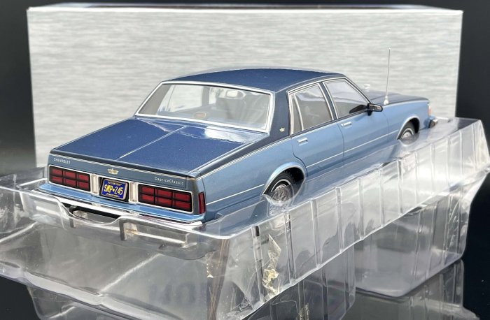 【MASH-2館】現貨特價 MCG 1/18 Chevrolet Caprice Saloon 1987 blue