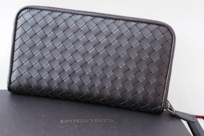 Bottega Veneta 114076 Intrecciato 拉鍊編織長夾 深咖啡 現貨