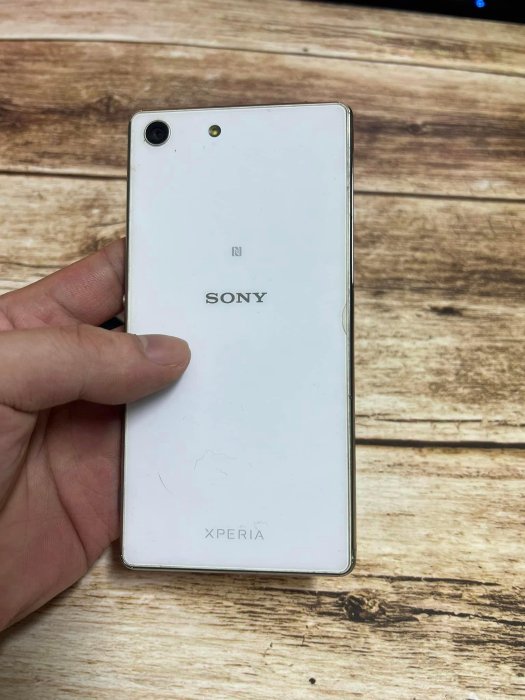 Sony Xperia M5 銅板價手機 容量大 外觀漂亮 保存完整   二手 中古 全新 整新機 備用機 選擇適合你的商品 歡迎你購買 詳細看好內容 有影片