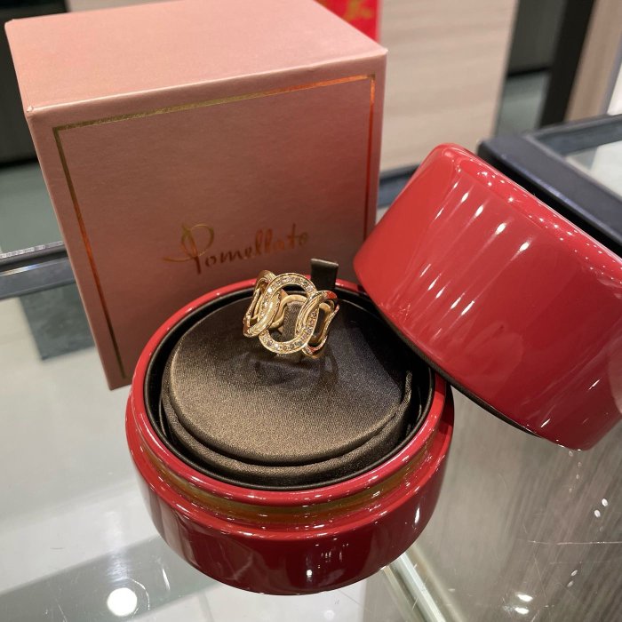 ⭐️ 香榭屋精品店 ⭐️ Pomellato 義大利品牌 寶曼納多 黃K金鑽石圈圈造型戒指💍 (XC0462)