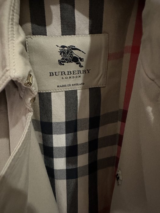 Burberry London正品 經典款卡其色風衣外套 超低價10800