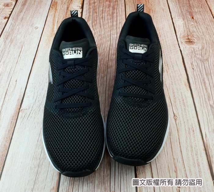 【琪琪的店】SKECHERS 男鞋 男款 休閒鞋 慢跑系列 GO RUN PURE 2 黑 246012BKW