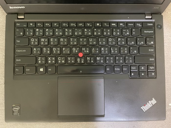 【二手筆電】Lenovo ThinkPad X240，i5+SSD雙硬碟商用輕薄筆電，可上網可視訊電池可蓄電，保固5天