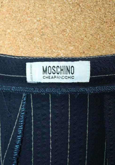 海洋工坊二手名牌旗艦店~MOSCHINO 深藍直條紋褲套裝