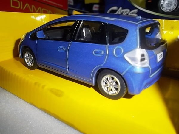 {車界模王}1:32最新 HONDA 本田FIT 超可愛 2色齊全 !!!!!!