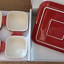 【法國Staub】方形陶缽烤盤(紅)4+1件組，市價2290元，有1組，可拆賣
