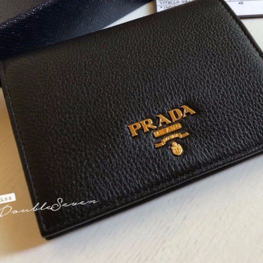 【二手正品】 PRADA 皮夾 真皮兩折釦式短夾 卡包 全新