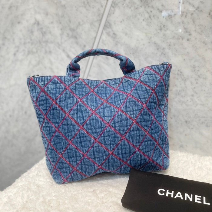 【翰貝格名牌館】全新真品 CHANEL 22M Coco beach 沙攤 系列 牛仔 托特包 tote bag 預購