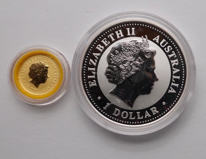2005年澳大利亞雞年生肖金銀幣.1/10盎司金幣+1盎司銀幣.帶盒證