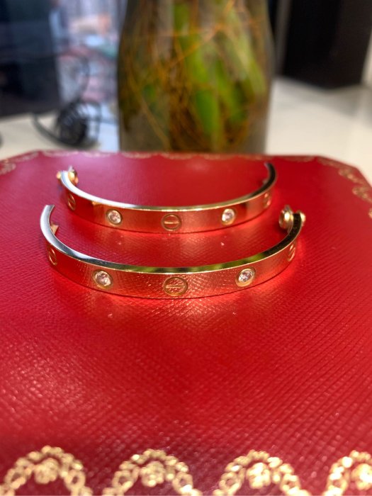 卡地亞 Cartier 玫瑰金四鑽 Love 手環