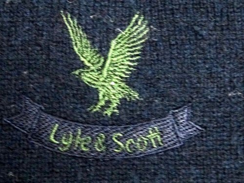 紐西蘭製名牌真品 LYLE & SCOTT 菱型紋學院風純小羊毛衣