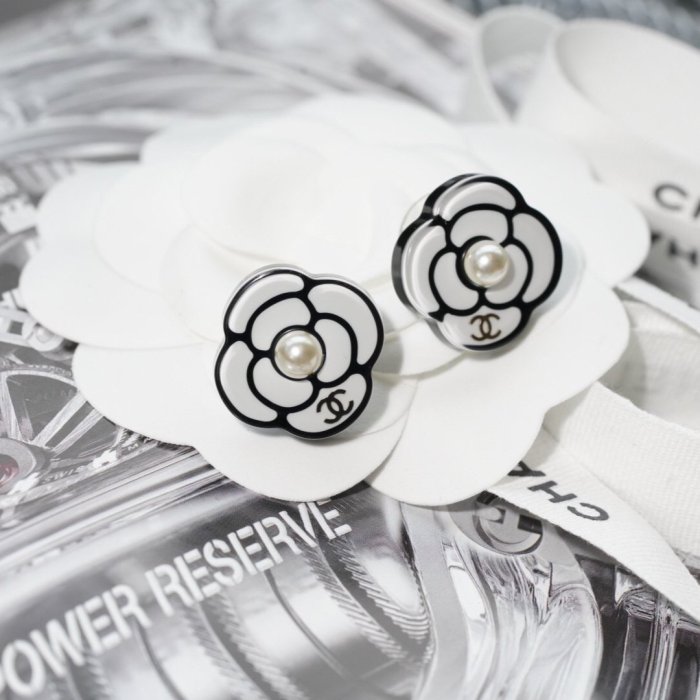 【COCO 精品專賣】Chanel AB1271 earrings 山茶花 珍珠 耳環 白 現貨