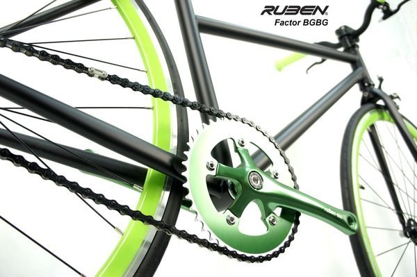 小哲居 RUBEN 魯班 女生專屬低跨點 FACTOR (FIXED GEAR)黑 客製組車 單速車 特技車 優惠中