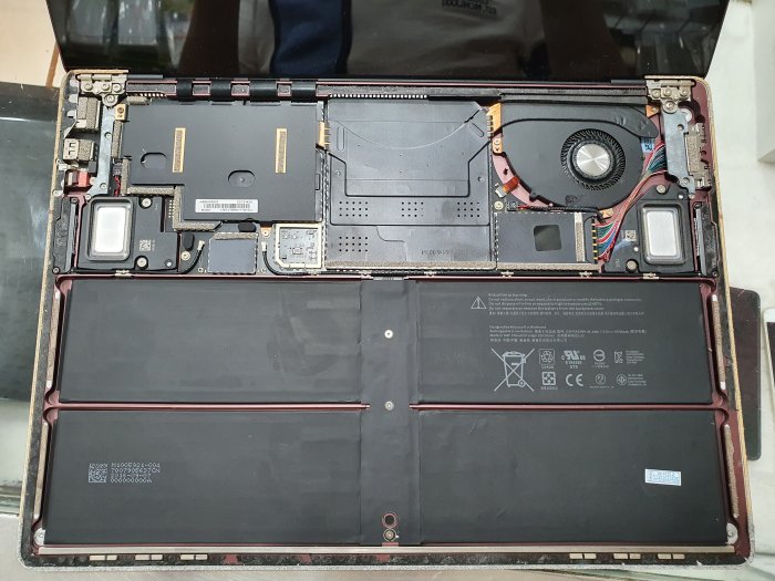 專業維修微軟筆電電池Surface Laptop 1769電池更換不開機無法充電主機