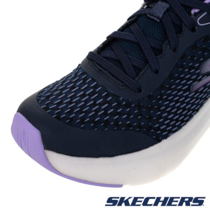 [風信子鞋坊]SKECHERS 極致輕量避震GORUN MAX系列慢跑鞋(220651NVY)女