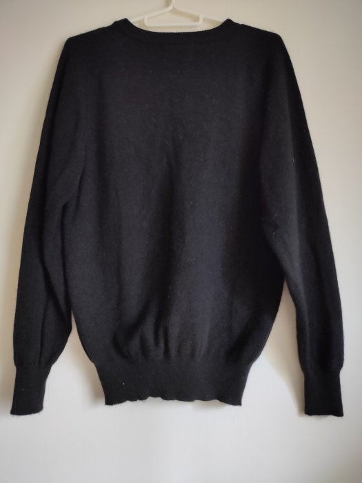 （已售）全新 男 厚織款 美國Alps 黑色V領 100%喀什米爾 cashmere 羊絨毛衣