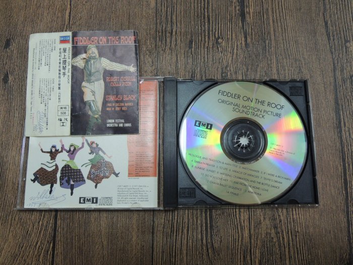 Q2002-二三十年前二手CD-美國版】FIDDLER ON THE ROOF.SOUNDTRACK-屋頂上的提琴手電影