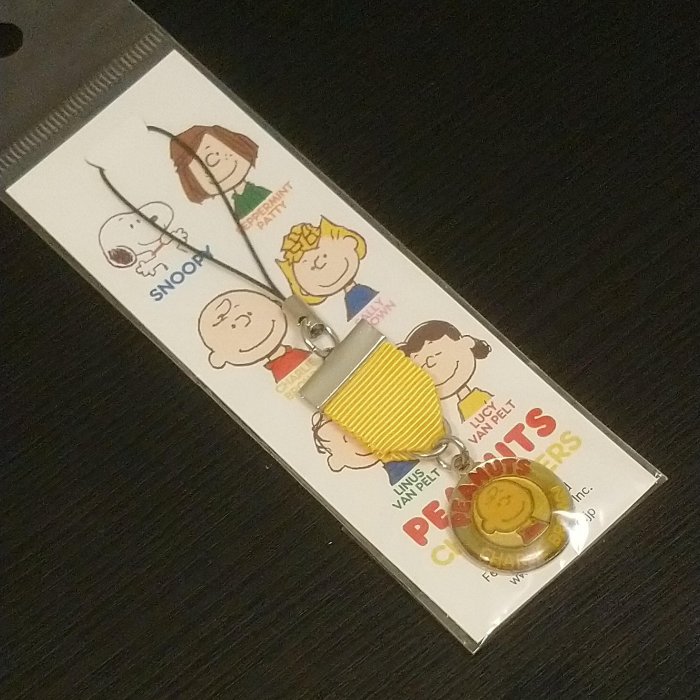 日本直購 現貨【SNOOPY 史努比 史奴比 】查理布朗 Charlie Brown  經典黃 手機吊飾 掛飾 療癒小物