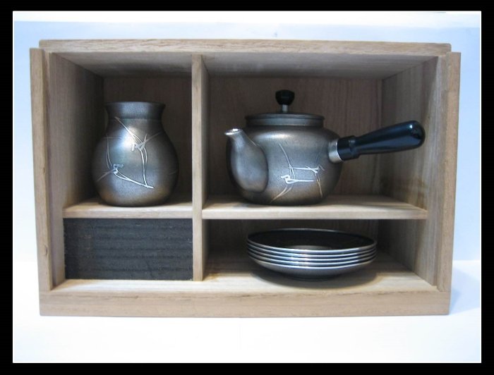 勇福堂》】日本茶道具－浪華錫半造【日本純錫製飛鳥紋茶器三件（茶壺