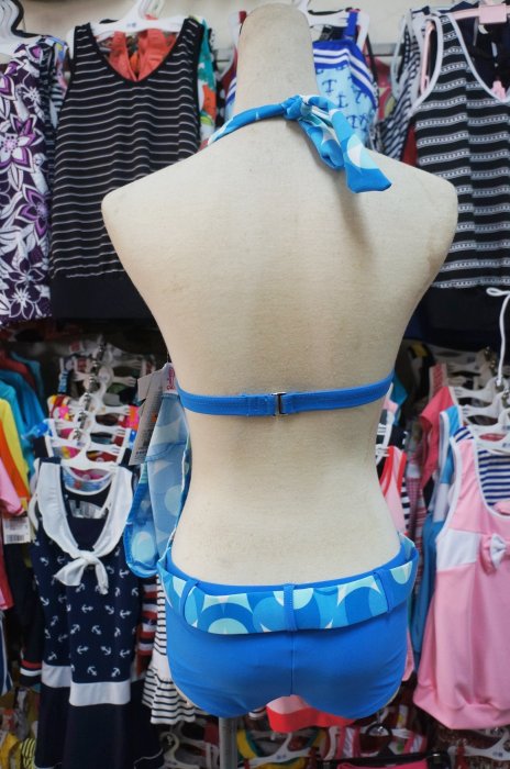 KINI大推-蘋果牌APPLE泳裝-時尚比基尼/短褲二件式-水藍大圓點普普風-出清特價590元(M/L)
