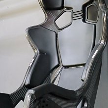 新產品日本RECARO PRO RACER RMS/2600A 卡夢乾式製成最高階桶椅