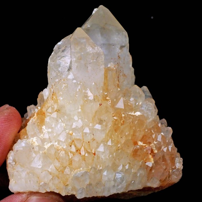 菠蘿晶01–127公克。側芽水晶。白水晶簇。珍藏水晶