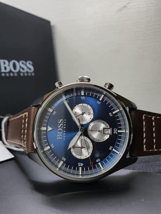 HUGO BOSS Pioneer 藍色錶盤 棕色皮革錶帶 石英 三眼計時 男士手錶 1513709