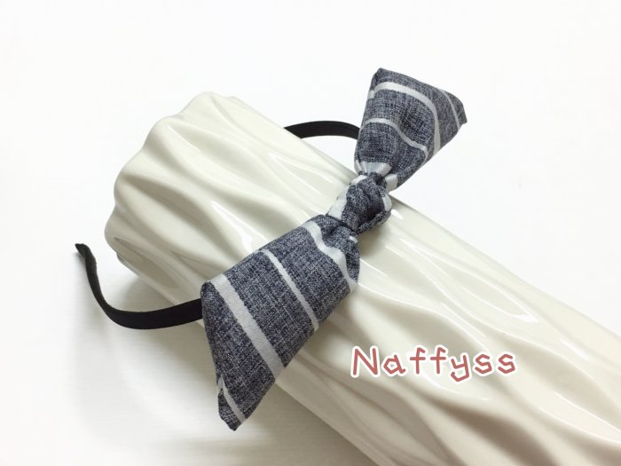 Naffyss✿ 韓國正品 甜美時尚丹寧牛仔線條紋扭結鐵絲蝴蝶結髮圈/髮箍