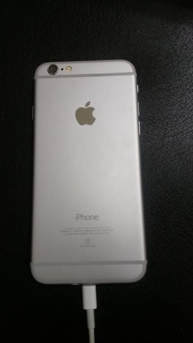 4g手機便宜賣保存不錯AppIe iphone6 16g..內斂質感適合氣質不凡的你.好