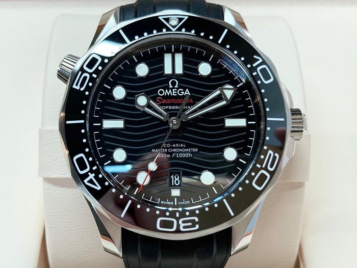 【玩錶交流】全新品 OMEGA Seamaster 大海馬 42mm 8800同軸擒縱 21032422001001