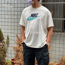 【Dr.Shoes 】Nike NSW 米白 塗鴉 寬鬆 重磅 運動休閒 短袖 短T 男裝 DJ1340-901