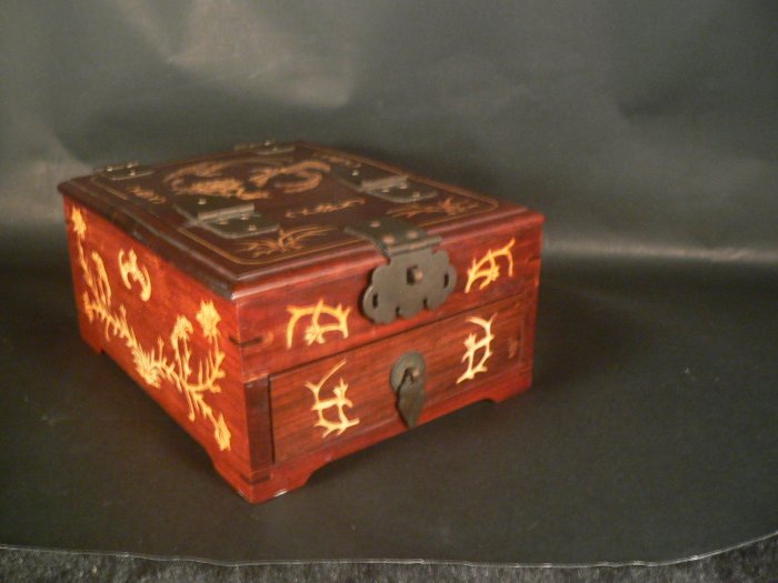 乖乖@賣場~木雕 越南黃花梨鑲貝珠寶盒 置物盒 梳妝盒 老件(DM868)