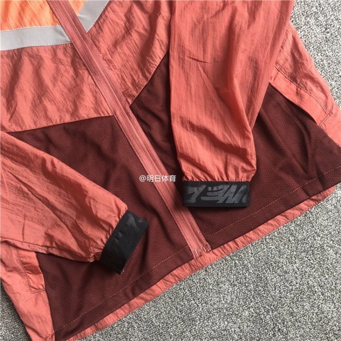 【熱賣精選】Nike耐吉 男子3M反光夜跑防水防風梭織外套皮膚衣 CU5739-652-010