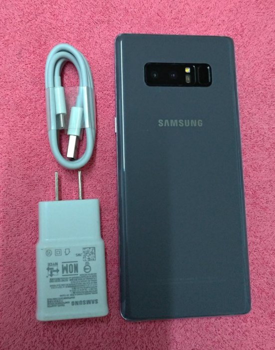 Samsung Galaxy Note 8  6.3吋大螢幕手機 6g /64G 超大記憶體 運轉快速 二手 外觀九成新 使用功能正常 已過原廠保固期