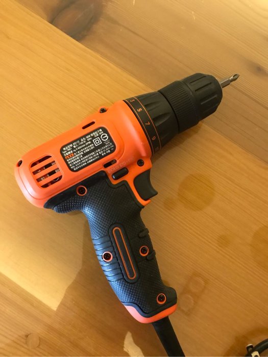 二手良品 中古 B&D Black + Decker 90W 插電 起子機 螺絲起子 KR112 9.5成新 只用過二次