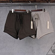 【HYDRA】Fear of God Essentials Sweat Shorts 素面 膝上 短褲【FOG56】