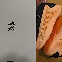 南🔥2023 12月 Adidas 愛迪達 AE 1 WITH LOVE 籃球鞋 IF1859 運動鞋 橘黑色 蟻人