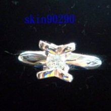 ((瑪奇亞朵的珠寶世界)) 豪華鑲嵌白色鑽石K白金戒指  主石0.14ct