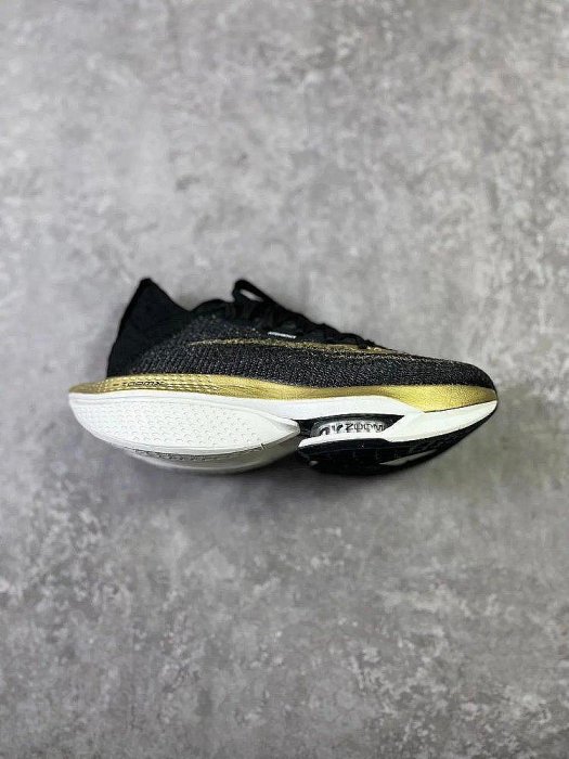 Nike Air Zoom Alphafly NEXT% 馬拉松氣墊跑鞋 DN3555-001