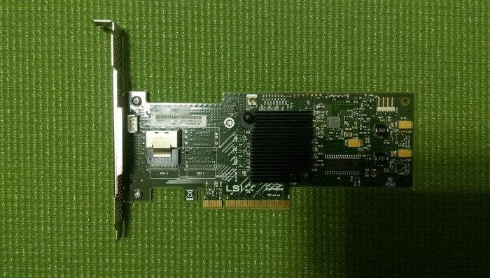 良品美品-LSI SAS RAID Card 9240-4i+線材 pci-e + sas 300G硬碟
