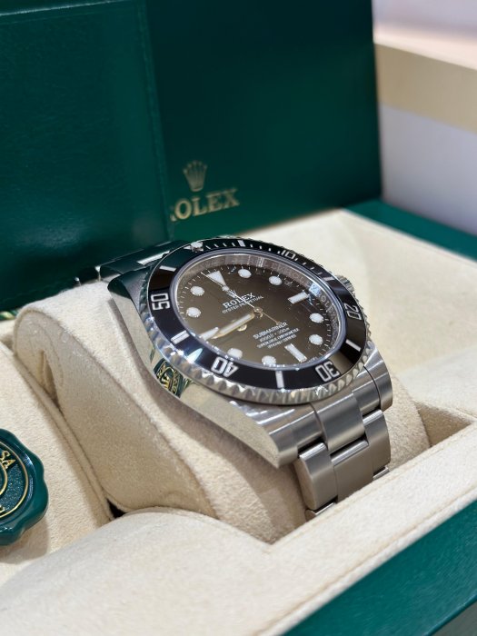 [已交流]ROLEX 114060 submariner 無曆黑水鬼🖤