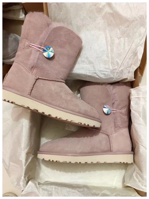 36碼現貨 出清價 UGG雪靴 全新正品 Bailey Button Bling 施華洛世奇水晶炫彩鑽UGG 經典半筒