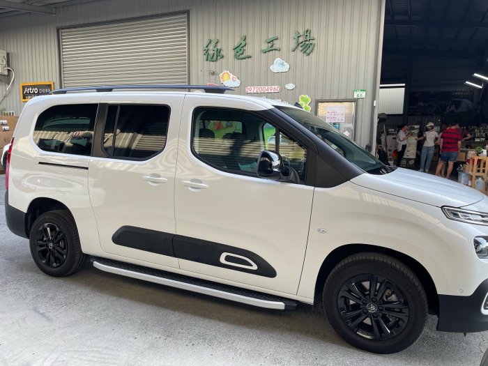 綠色工場雪鐵龍 berlingo 布丁狗 omsa 專用側踏板 含安裝費用 汽車精品改裝 原廠側踏板 側踏 土耳其製 yahoo奇摩拍賣