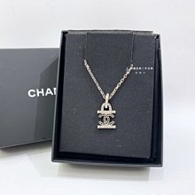 遠麗精品(板橋店) S2982 CHANEL 黑寶石雙C logo鑲鑽銀項鍊B08689